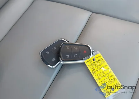 2023 Cadillac Xt4 Fwd Premium Luxury z USA, uszkodzony, nr VIN 1GYFZCR4XPF190060